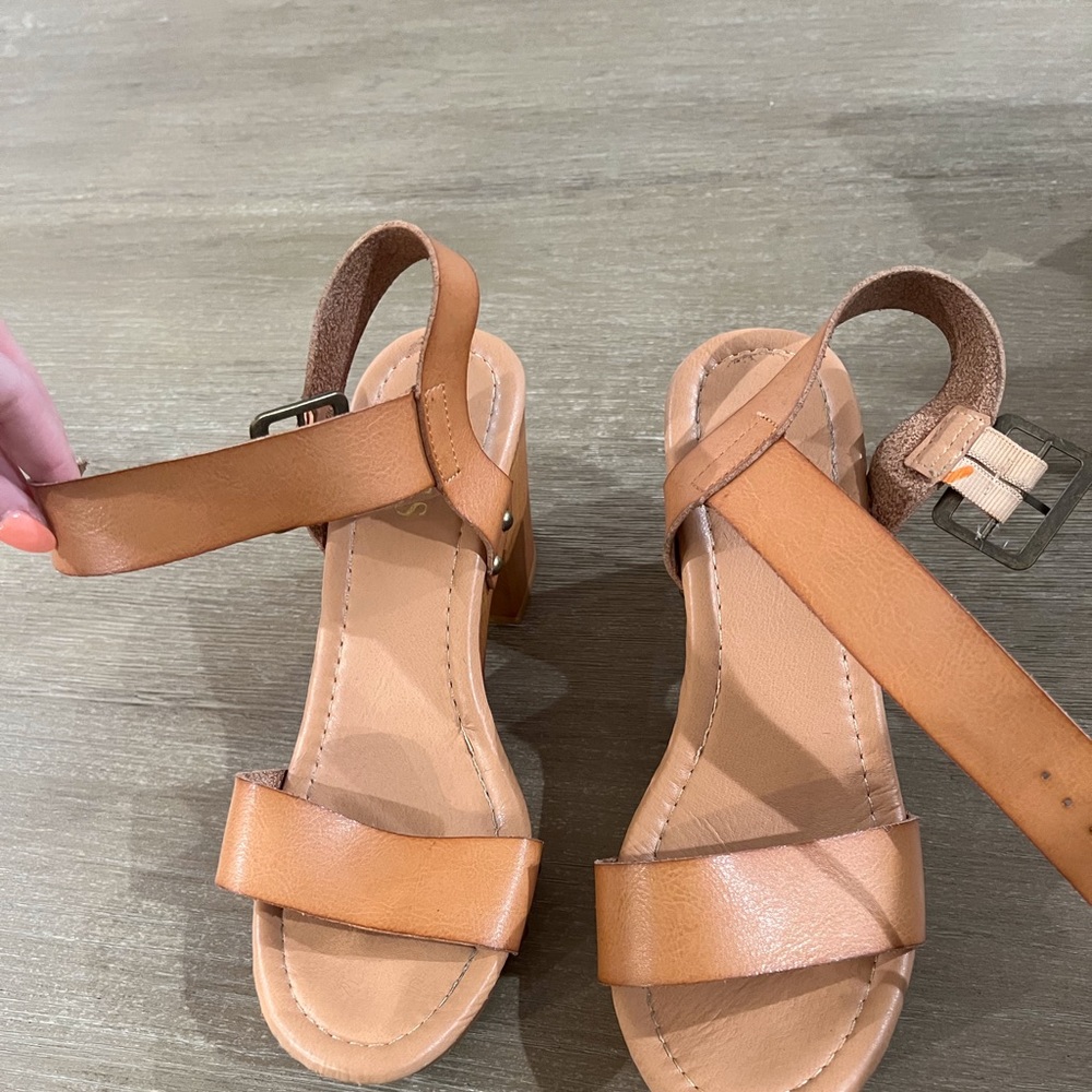 Wedges - Picture 3 of 3